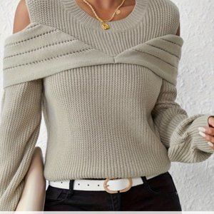 Elegant Golden Beige Solid Knit Cold Shoulder Sweater In Size XL